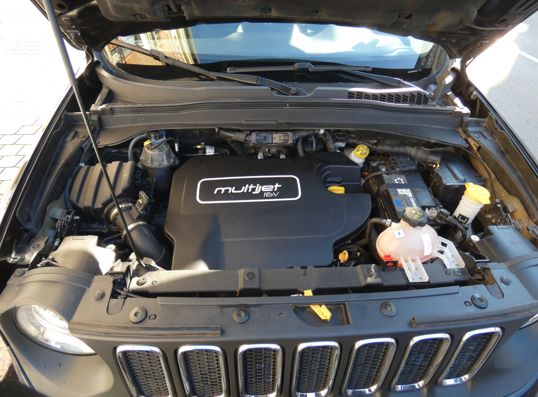 Jeep Renegade — 15